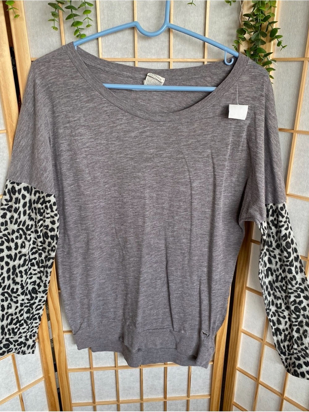 PINK Victoria's Secret Gray Pullover with Leopard-Print Sleeves